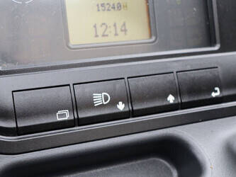 2017-fenwick-linde-r14hd-01-46022380