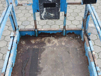 2013-genie-gs-2646-1432769-46022806