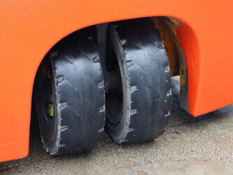 2019-linde-e15-02-1432772-46022947