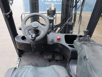 2019-linde-e15-02-1432772-46022951