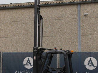 2019-linde-e15-02-1432772-46022978