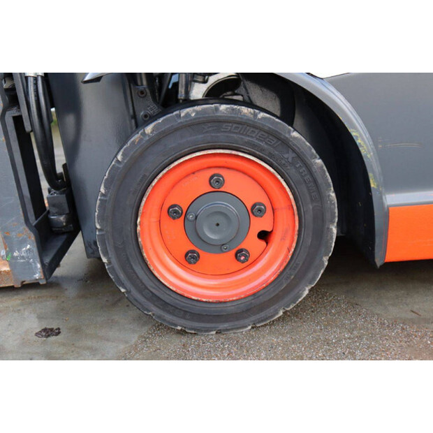 2020 ليندي E12-02-46023009