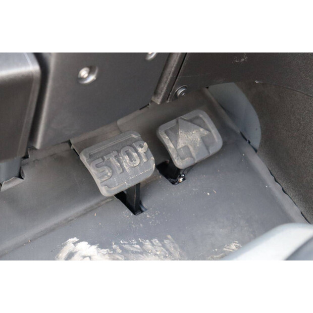 2020 ليندي E12-02-46023020