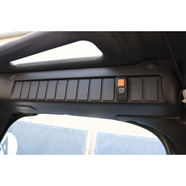 2020 ليندي E12-02-46023030