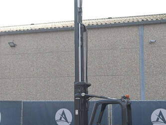 2020-linde-e12-02-46023036