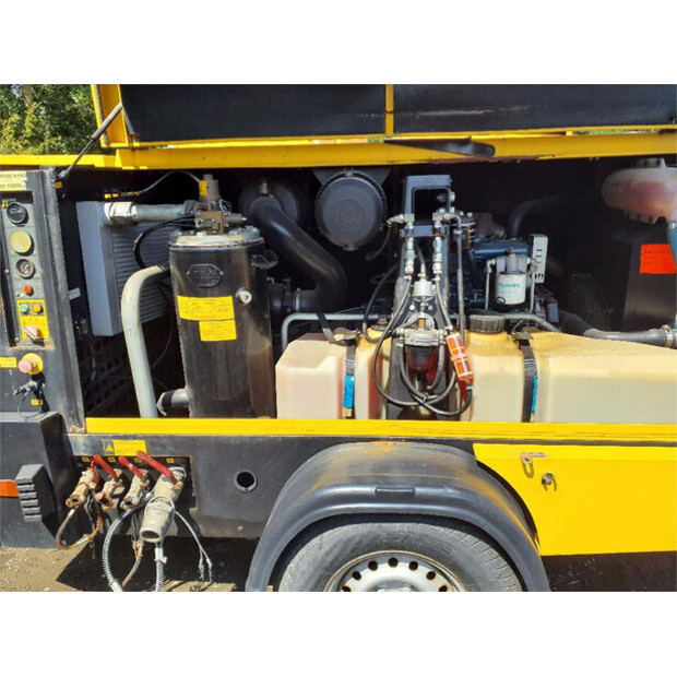 2011 Kaeser M 80-46023039