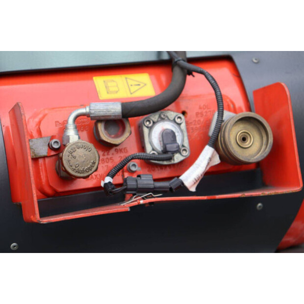 2020 Still RX70-16T-46023063