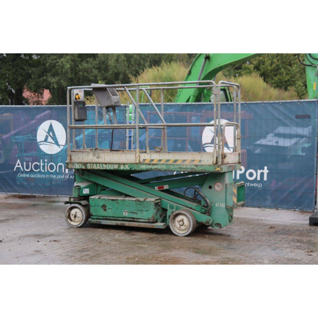 2000 UPRIGHT SL20-46023104