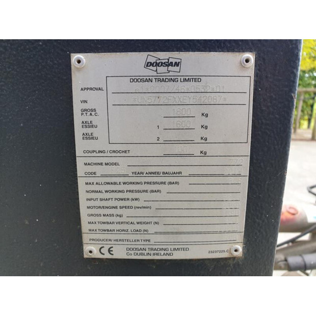 2014 INGERSOLL RAND 7/72 240CFM-46023540