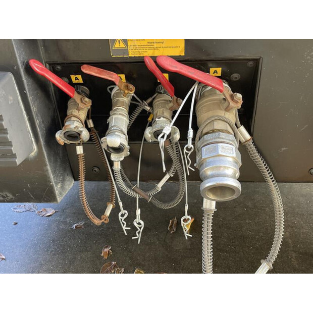 2011 Kaeser M 80 - N-46024006