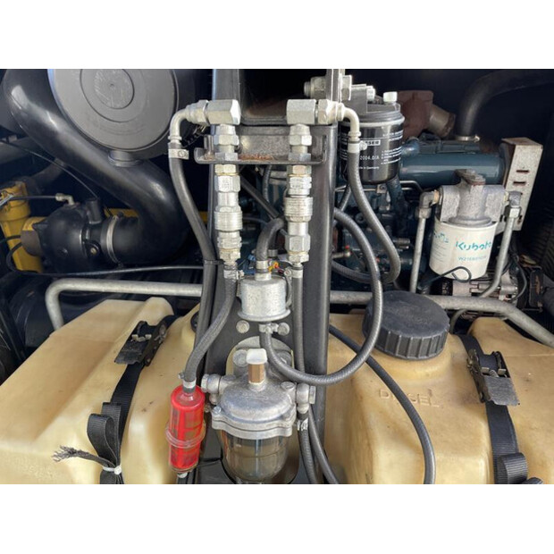 2011 Kaeser M 80 - N-46024015