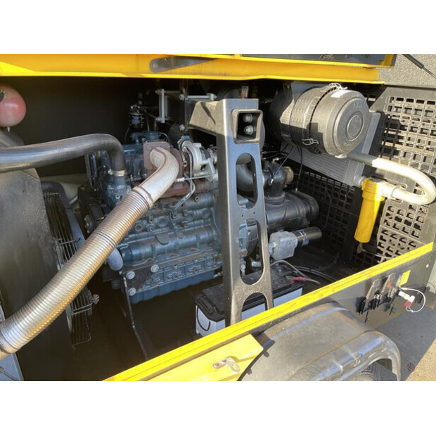 2011 Kaeser M 80 - N-46024018