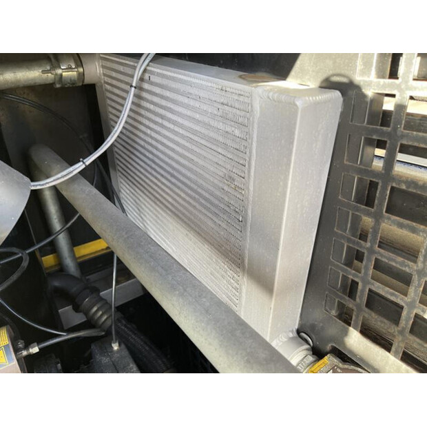 2011 Kaeser M 80 - N-46024019