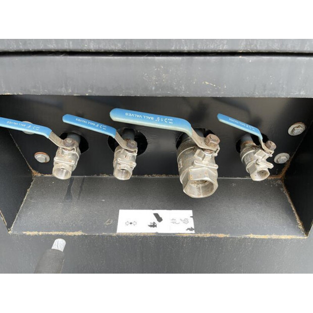 2015 CHICAGO PNEUMATIC CPS400-46024234