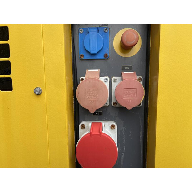 2011 Atlas-Copco QAS 100-46024302