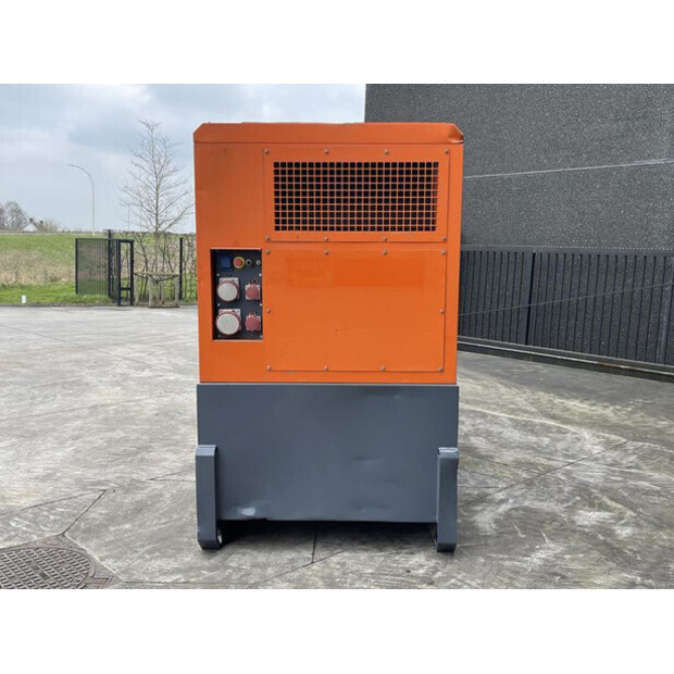 2015 Atlas-Copco QAS 325 VD-46024368