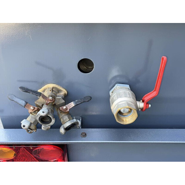 2017 Atlas-Copco XATS138-46024804