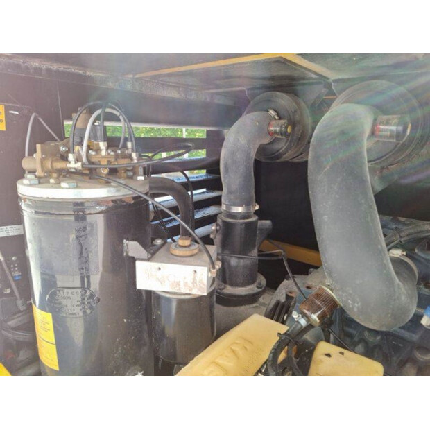 2011 Kaeser M57-46025261