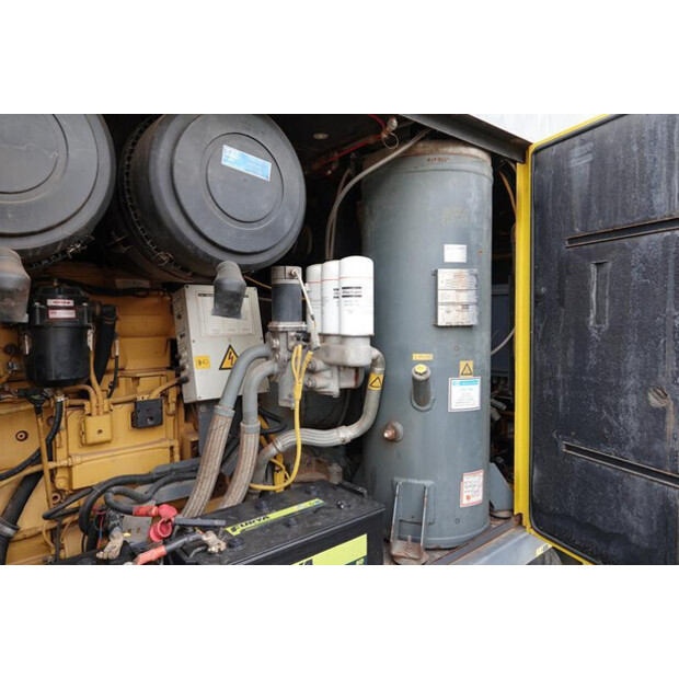 2013 أطلس كوبكو XRVS 1350 CD - N-46025376