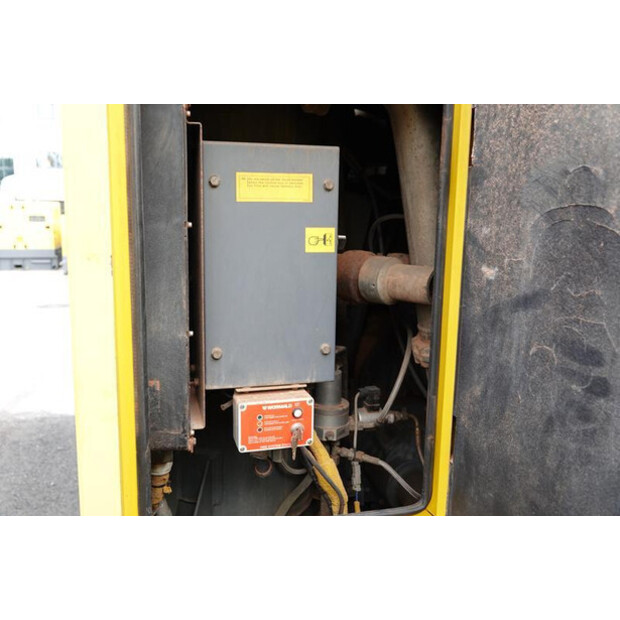 2013 أطلس كوبكو XRVS 1350 CD - N-46025378