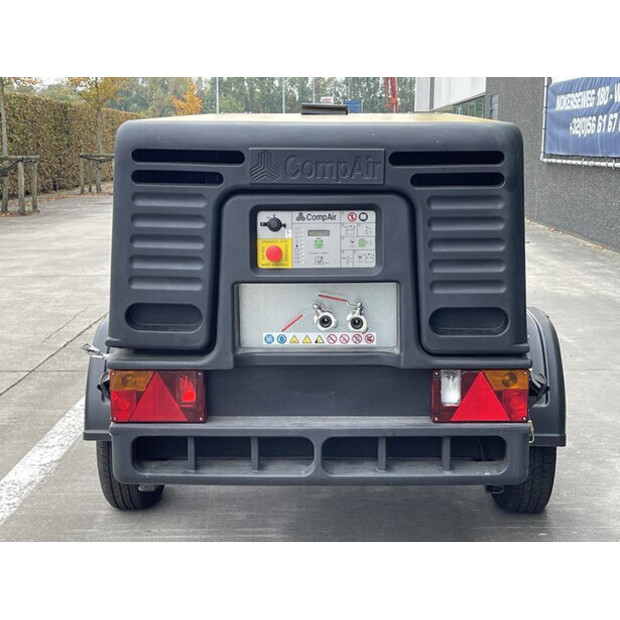 2023 كومبير C 38-46025438