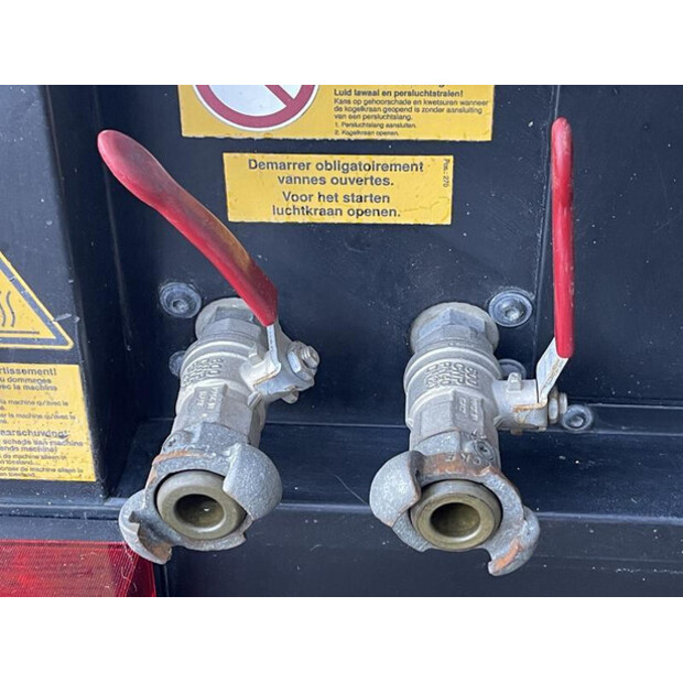 2015 Kaeser M31-46025876