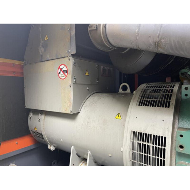 2015 Atlas-Copco QAS 325-46026015