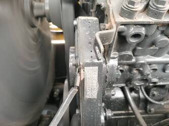 2025-komatsu-wa320-5-46038327