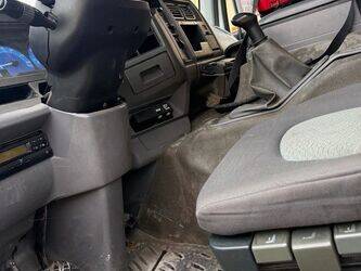 2005-renault-premium-1432880-46039021