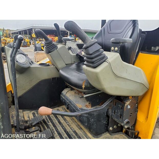 2018 بوبكات E26-46039088