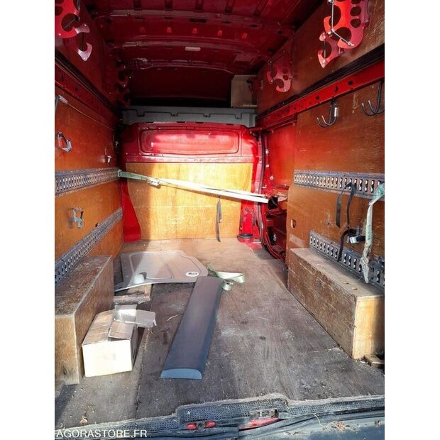 2011 Renault Trafic-46039146