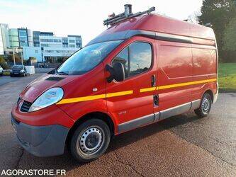 2011-renault-trafic-1432893-46039152
