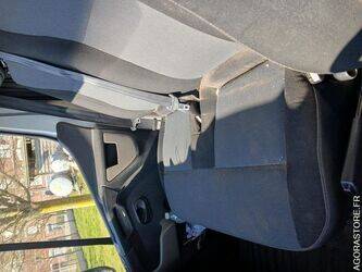 2015-renault-master-1432896-46039192