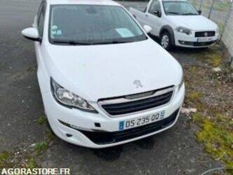 2015-peugeot-308-1432899-46039213