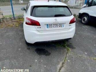 2015-peugeot-308-1432899-46039214