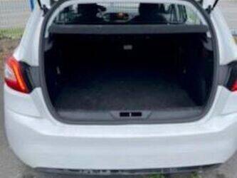 2015-peugeot-308-1432899-46039216