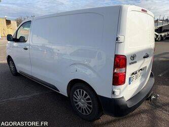 2022-toyota-proace-1432902-46039241