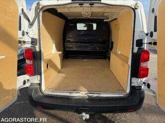 2022-toyota-proace-1432902-46039243