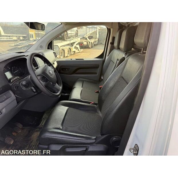 2022 Toyota PROACE-46039245