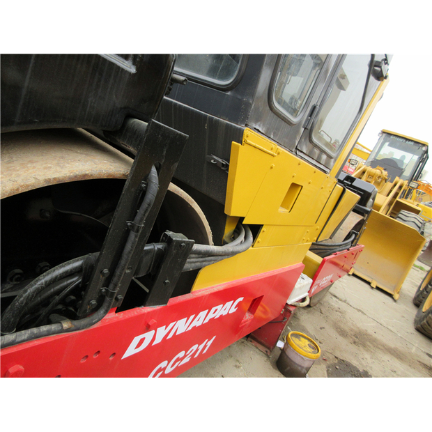 2025 DYNAPAC CC211-46039251