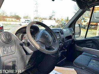 2015-renault-master-1432915-46039397