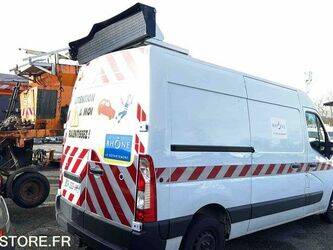 2015-renault-master-1432915-46039401