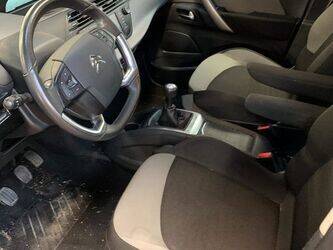 2015-citroen-c4-1432923-46039455