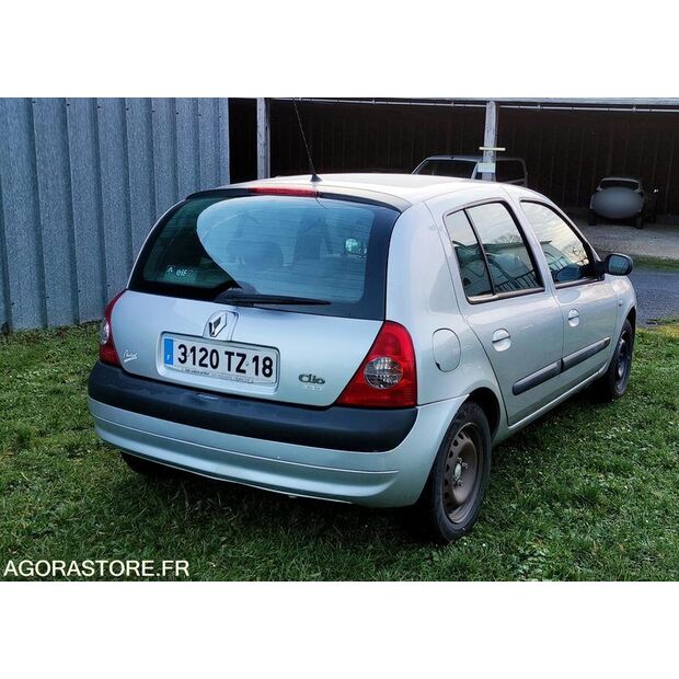 2005 Renault Clio-46039471