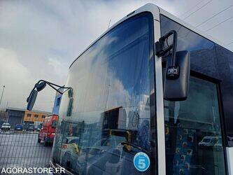 2011-mercedes-benz-intouro-1432929-46039517