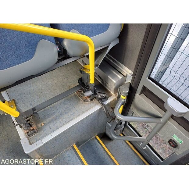 2011 Mercedes-Benz INTOURO-46039535