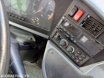 2011-mercedes-benz-intouro-1432929-46039539