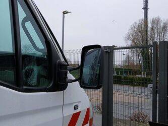 2008-renault-mascott-1432159-46039594