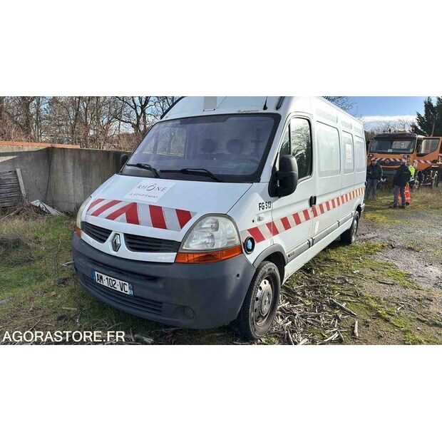 2010 رينو Master-46039612