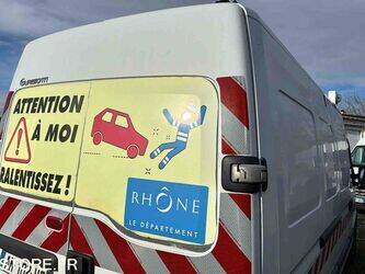 2010-renault-master-1432161-46039623